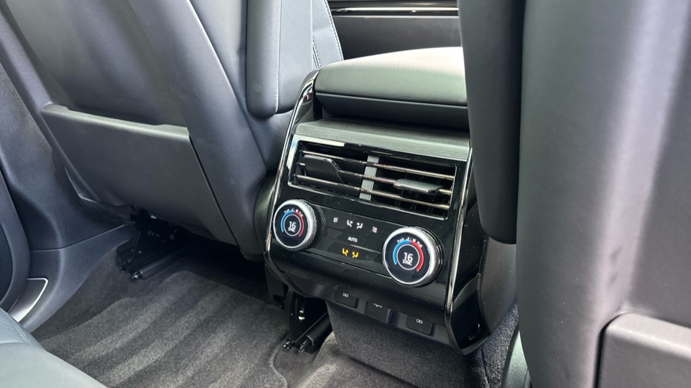 Land Rover Range Rover Sport 3.0 D350 Autobiography 5dr Auto Diesel Estate - Image 18