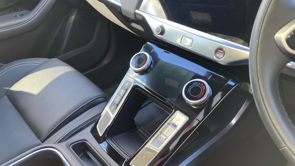 Jaguar I-Pace 294kW EV400 R-Dynamic SE Black 90kWh 5dr Auto Electric Estate - Image 13