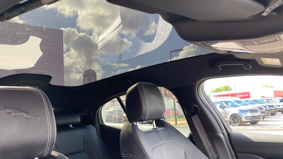 Jaguar I-Pace 294kW EV400 R-Dynamic SE Black 90kWh 5dr Auto Electric Estate - Image 35
