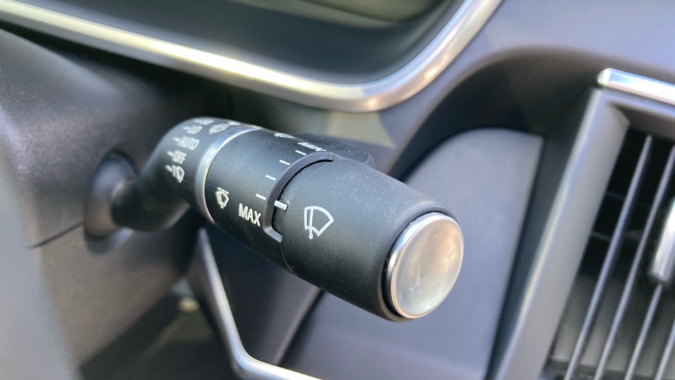 Jaguar I-Pace 294kW EV400 R-Dynamic SE Black 90kWh 5dr Auto Electric Estate - Image 38