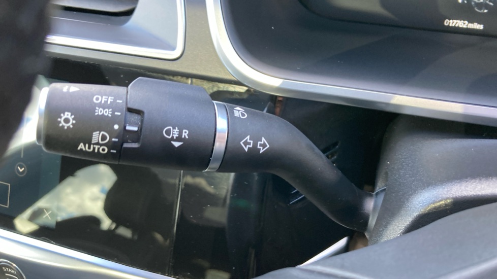 Jaguar I-Pace 294kW EV400 R-Dynamic SE Black 90kWh 5dr Auto Electric Estate - Image 39