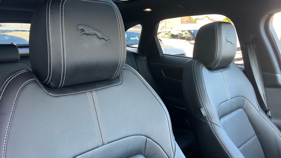 Jaguar F-Pace 2.0 P250 R-Dynamic Black 5dr Auto AWD Petrol Estate - Image 43