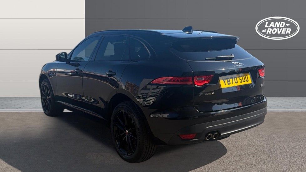 Jaguar F-Pace 2.0d [180] Chequered Flag 5dr Auto AWD Diesel Estate - Image 2