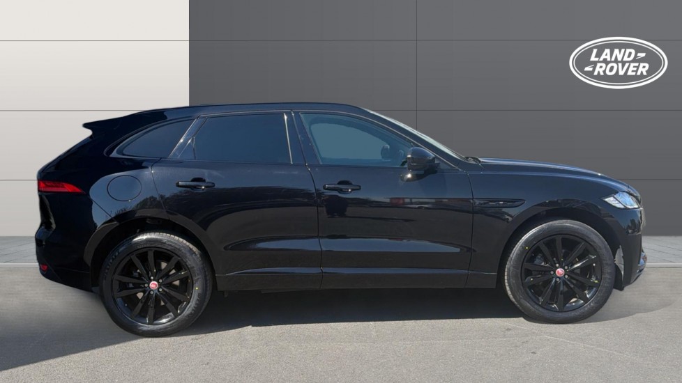 Jaguar F-Pace 2.0d [180] Chequered Flag 5dr Auto AWD Diesel Estate - Image 5