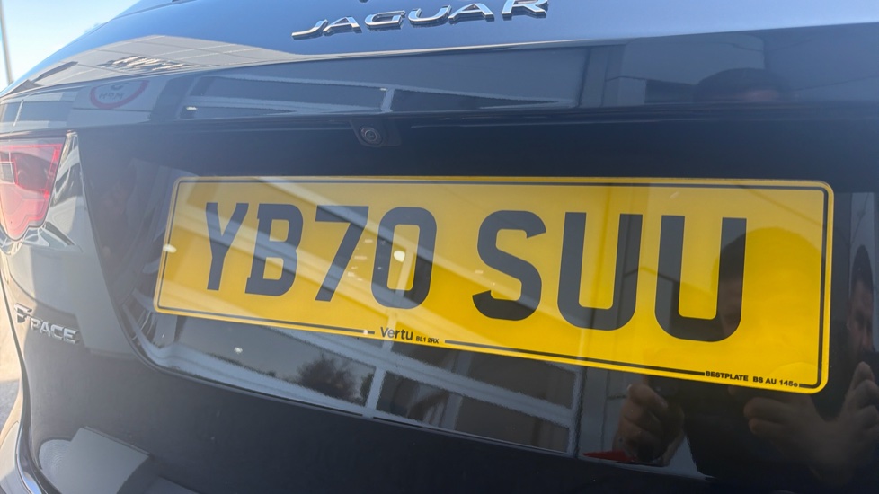 Jaguar F-Pace 2.0d [180] Chequered Flag 5dr Auto AWD Diesel Estate - Image 26