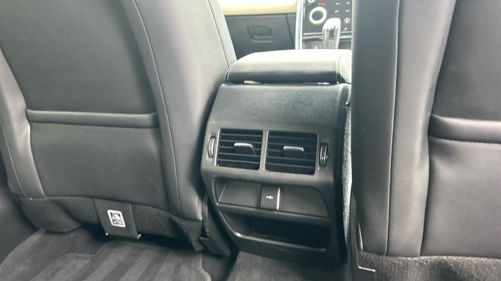 Land Rover Discovery Sport 2.0 D200 Urban Edition 5dr Auto Diesel Station Wagon - Image 18