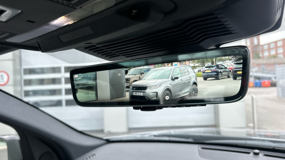 Land Rover Discovery Sport 2.0 D200 Urban Edition 5dr Auto Diesel Station Wagon - Image 34