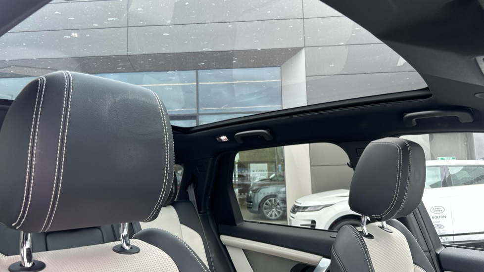 Land Rover Discovery Sport 2.0 D200 Urban Edition 5dr Auto Diesel Station Wagon - Image 35
