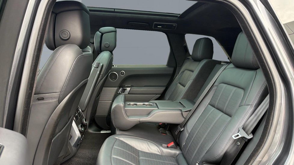 Land Rover Range Rover Sport 5.0 V8 S/C Autobiography Dynamic 5dr Auto Petrol Estate - Image 4