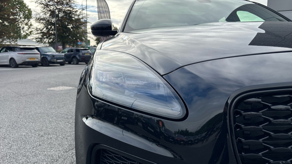 Jaguar E-Pace 2.0 D200 R-Dynamic SE Black 5dr Auto Diesel Estate - Image 17