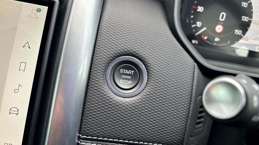 Land Rover Discovery 3.0 D350 Dynamic HSE 5dr Auto Diesel Station Wagon - Image 38