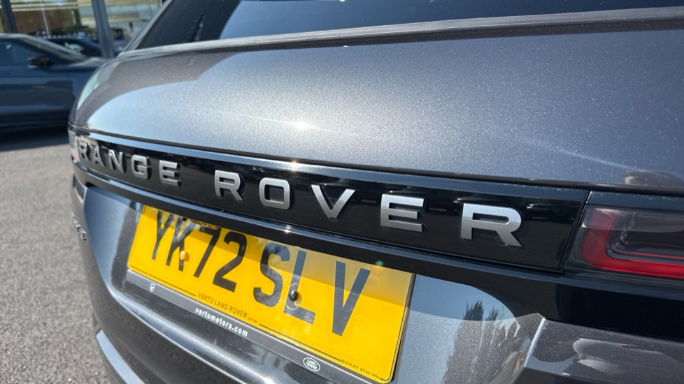 Land Rover Range Rover Evoque 2.0 D200 R-Dynamic SE 5dr Auto Diesel Hatchback - Image 21