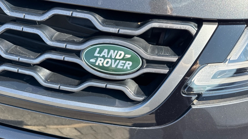 Land Rover Range Rover Evoque 2.0 D200 R-Dynamic SE 5dr Auto Diesel Hatchback - Image 43