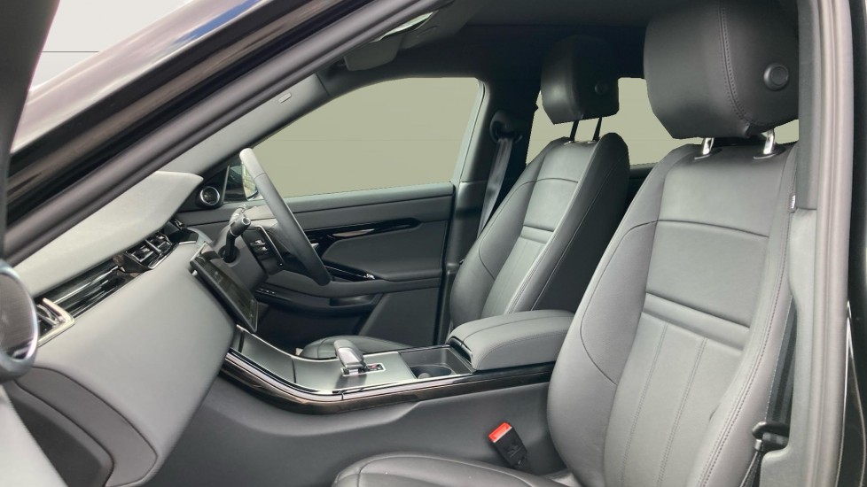 Land Rover Range Rover Evoque 2.0 D200 Edition 5dr Auto Diesel Hatchback - Image 3