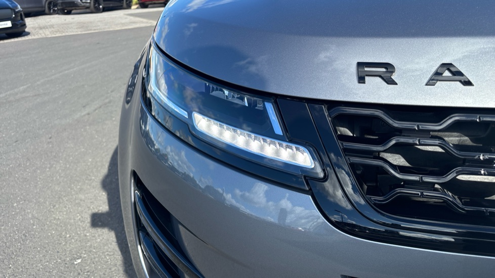 Land Rover Range Rover Evoque 2.0 D200 R-Dynamic S 5dr Auto Diesel Hatchback - Image 17
