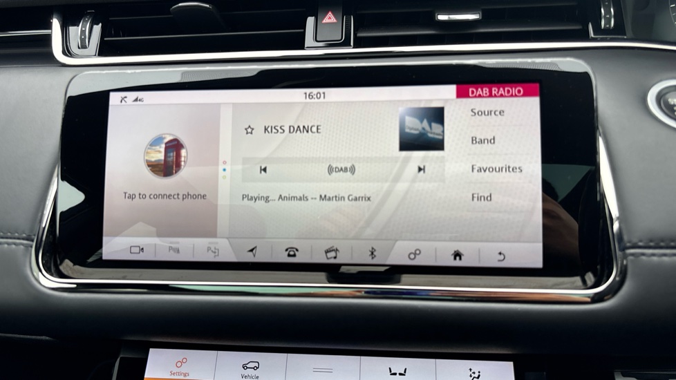 Land Rover Range Rover Evoque 2.0 D180 R-Dynamic HSE 5dr Auto Diesel Hatchback - Image 38