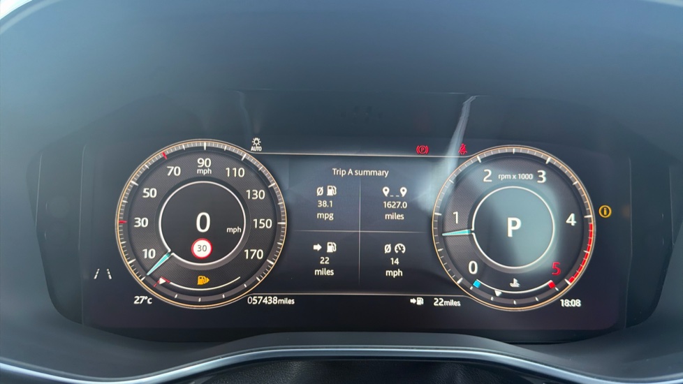 Jaguar F-Pace 2.0 P250 R-Dynamic SE 5dr Auto AWD Petrol Estate - Image 16