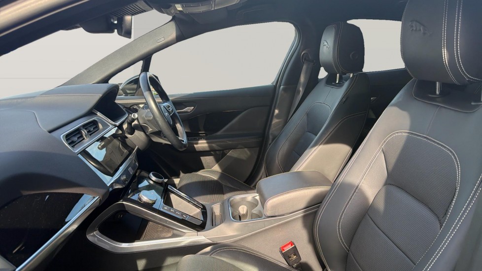 Jaguar I-Pace 294kW EV400 HSE Black 90kWh 5dr Auto 11kW Charger Electric Estate - Image 3