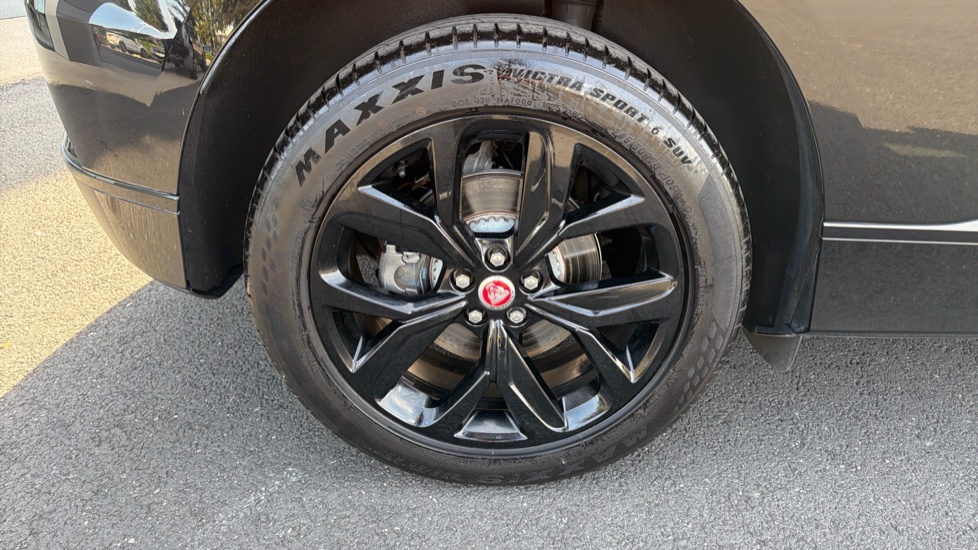 Jaguar I-Pace 294kW EV400 HSE Black 90kWh 5dr Auto 11kW Charger Electric Estate - Image 22