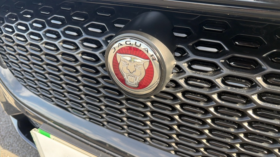 Jaguar I-Pace 294kW EV400 HSE Black 90kWh 5dr Auto 11kW Charger Electric Estate - Image 28