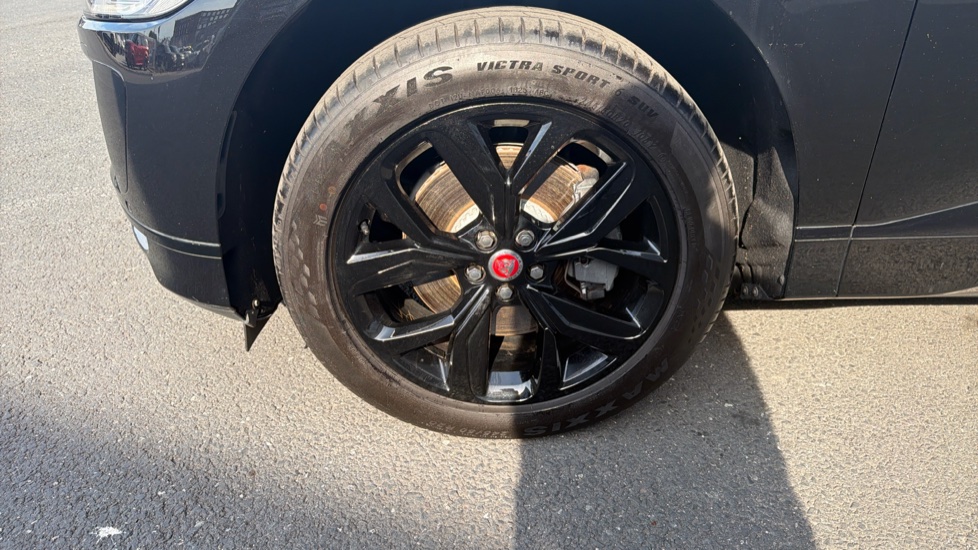 Jaguar I-Pace 294kW EV400 HSE Black 90kWh 5dr Auto 11kW Charger Electric Estate - Image 30