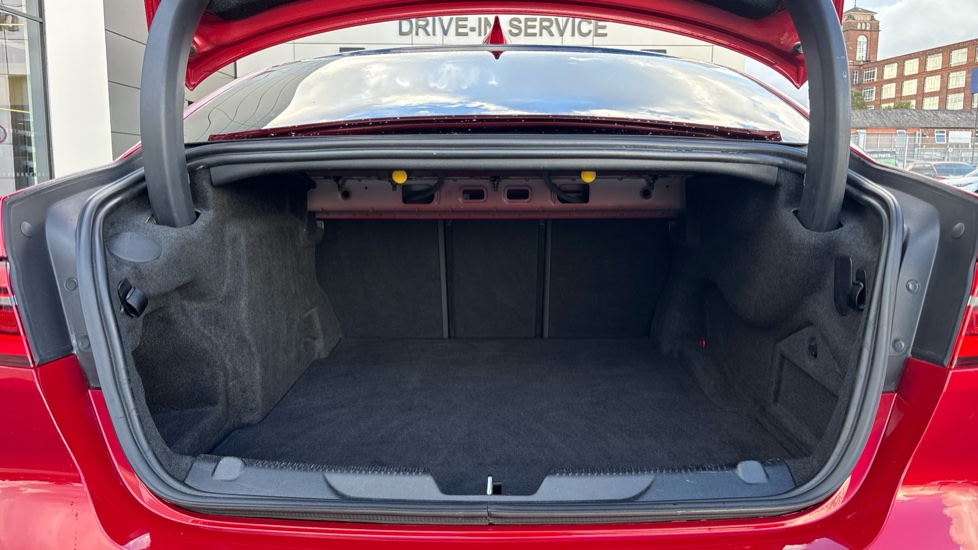 Jaguar XE 2.0 P250 R-Dynamic Black 4dr Auto Petrol Saloon - Image 10