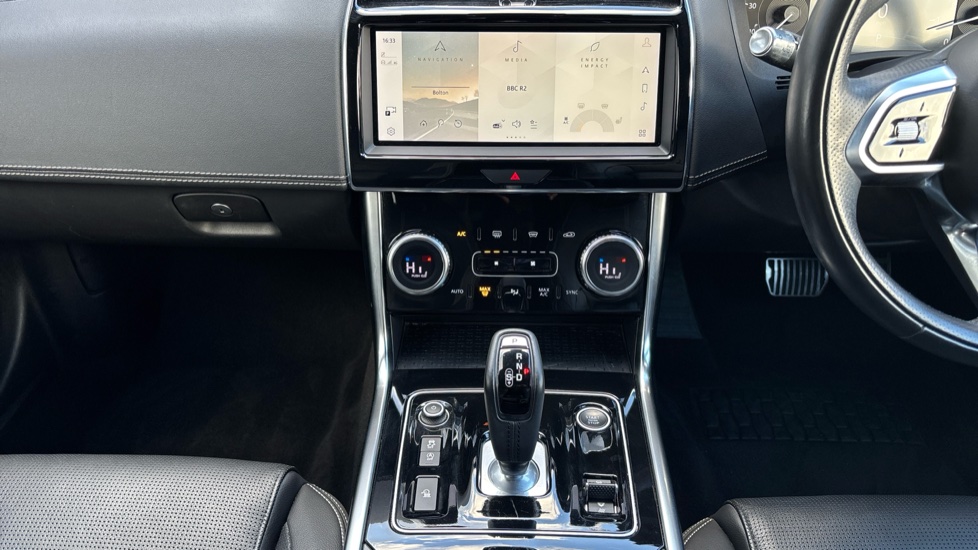Jaguar XE 2.0 P250 R-Dynamic Black 4dr Auto Petrol Saloon - Image 14