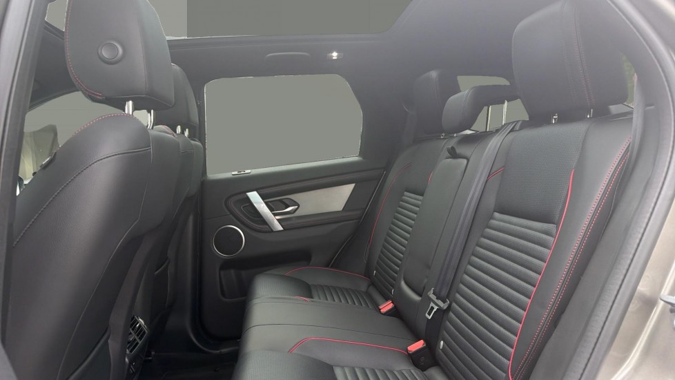 Land Rover Discovery Sport 1.5 P300e Urban Edition 5dr Auto [5 Seat] Station Wagon - Image 4