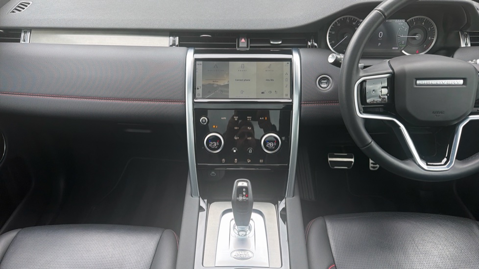 Land Rover Discovery Sport 1.5 P300e Urban Edition 5dr Auto [5 Seat] Station Wagon - Image 14