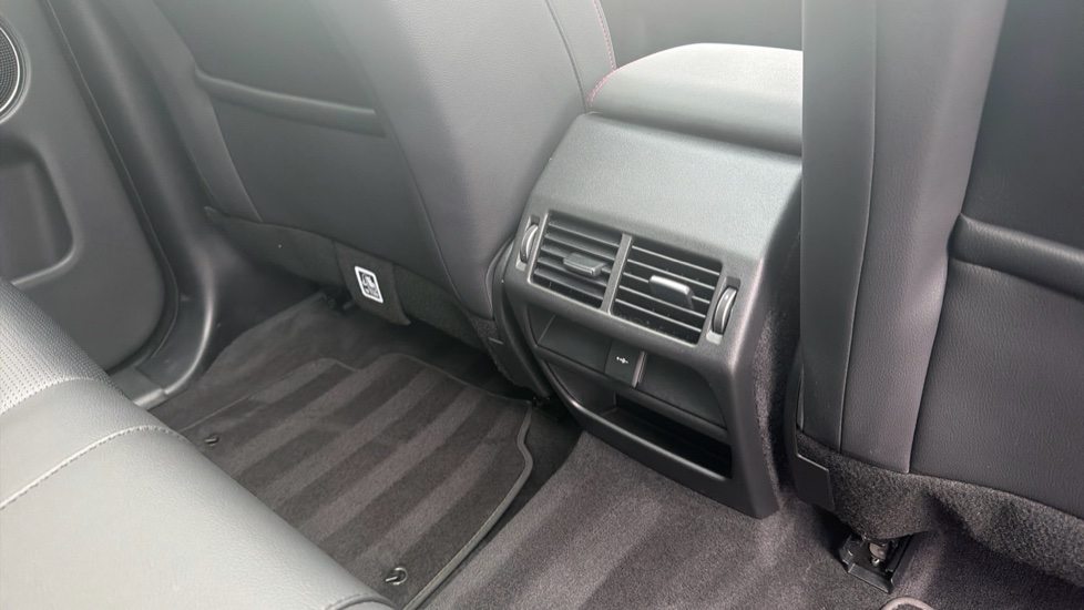 Land Rover Discovery Sport 1.5 P300e Urban Edition 5dr Auto [5 Seat] Station Wagon - Image 18