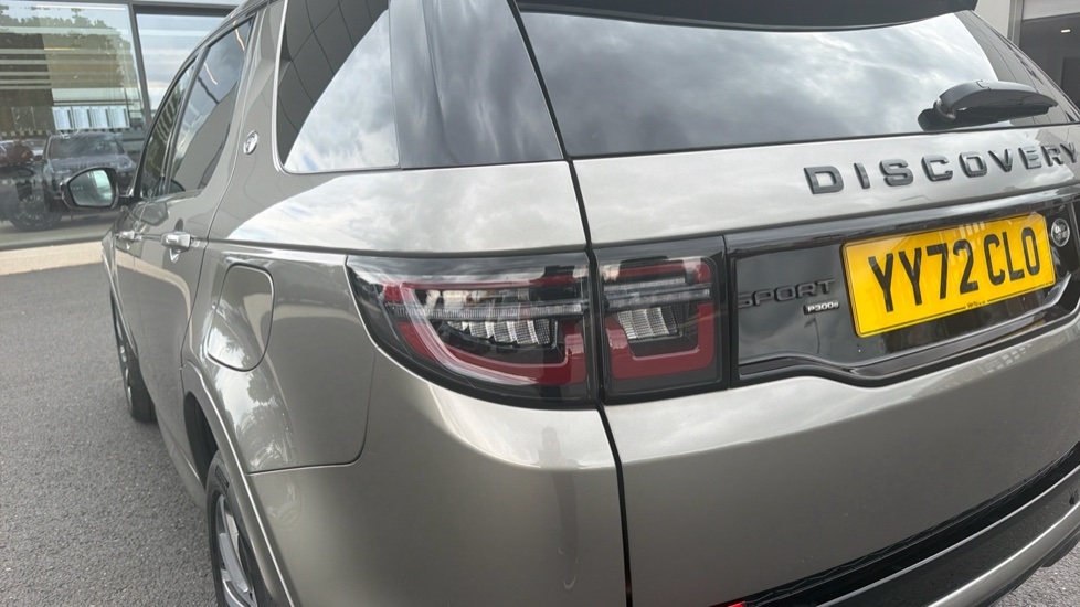 Land Rover Discovery Sport 1.5 P300e Urban Edition 5dr Auto [5 Seat] Station Wagon - Image 19