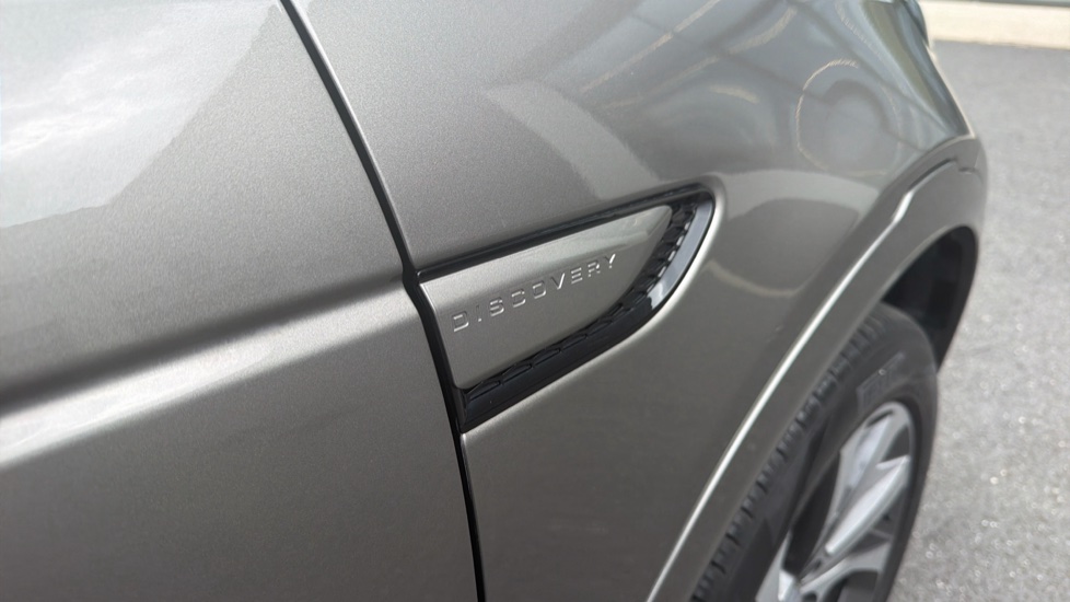 Land Rover Discovery Sport 1.5 P300e Urban Edition 5dr Auto [5 Seat] Station Wagon - Image 20