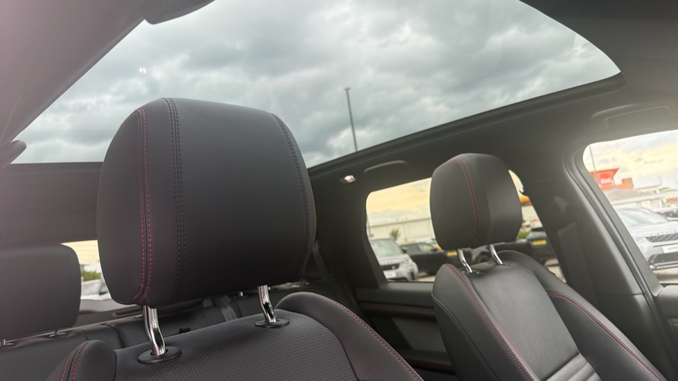 Land Rover Discovery Sport 1.5 P300e Urban Edition 5dr Auto [5 Seat] Station Wagon - Image 21