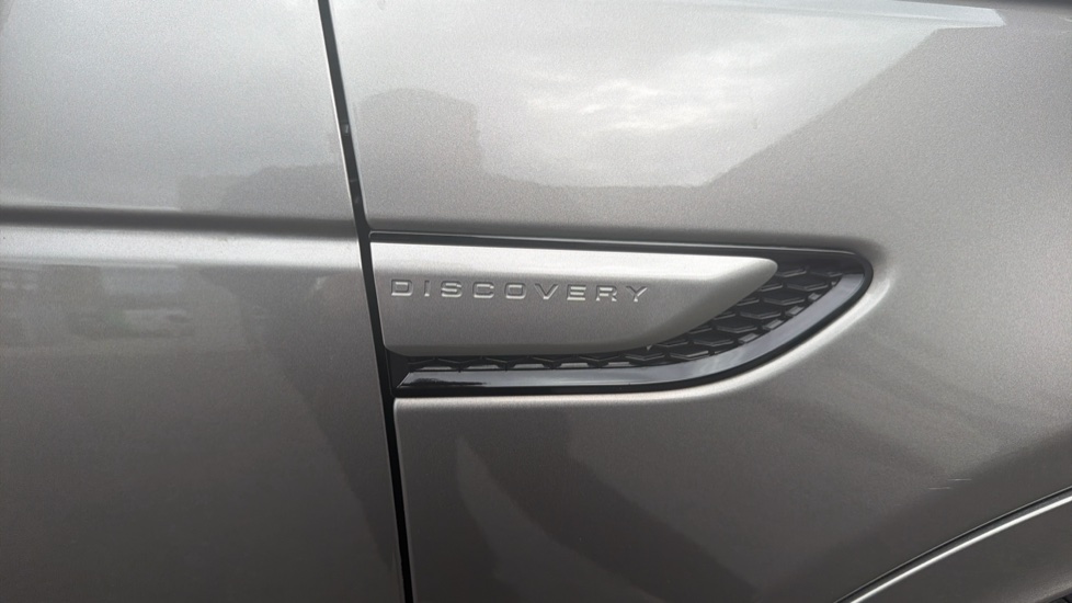 Land Rover Discovery Sport 1.5 P300e Urban Edition 5dr Auto [5 Seat] Station Wagon - Image 22
