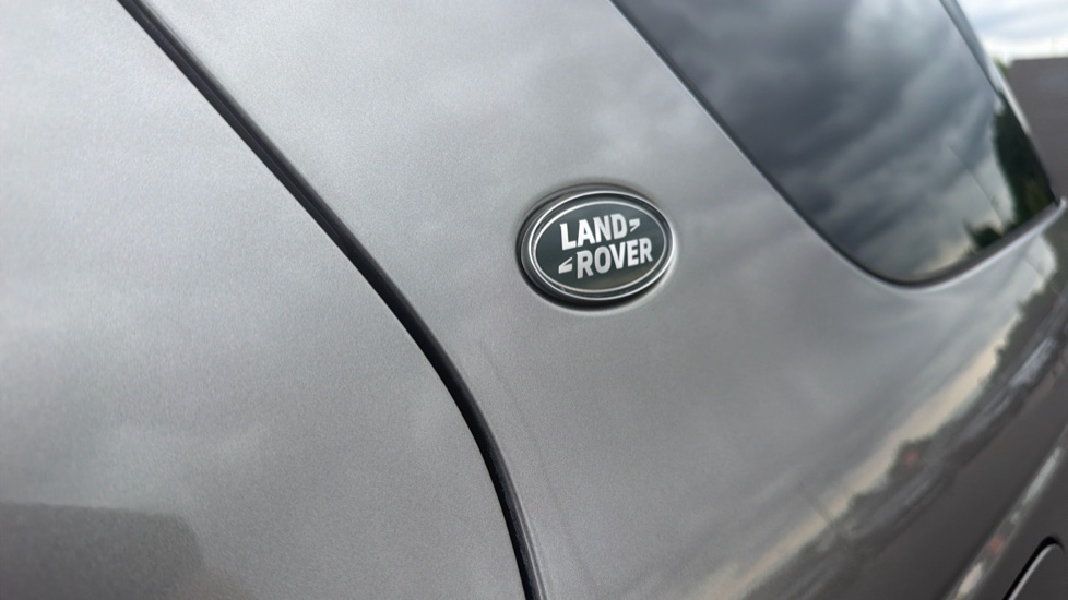 Land Rover Discovery Sport 1.5 P300e Urban Edition 5dr Auto [5 Seat] Station Wagon - Image 33