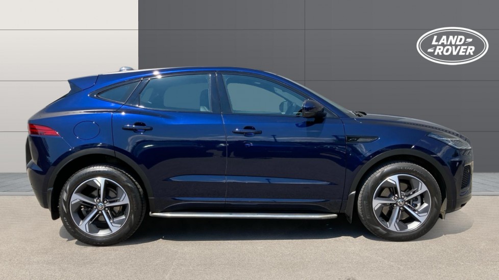 Jaguar E-Pace 2.0 D200 R-Dynamic SE Black 5dr Auto Diesel Estate - Image 5