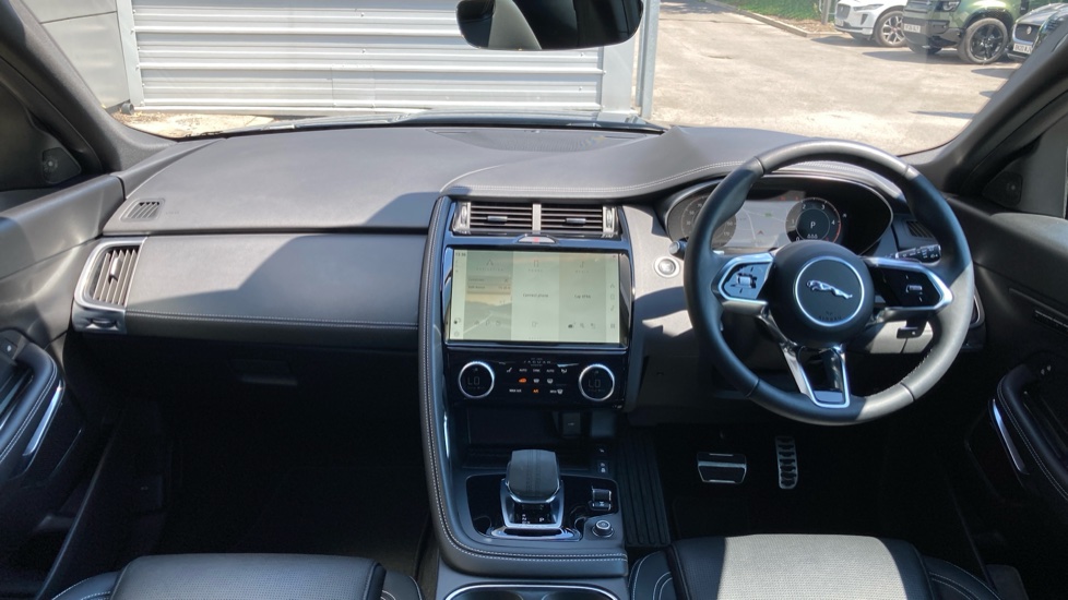 Jaguar E-Pace 2.0 D200 R-Dynamic SE Black 5dr Auto Diesel Estate - Image 9