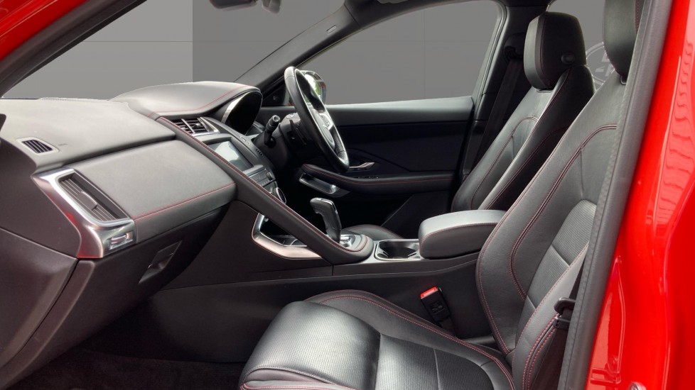 Jaguar E-Pace 2.0 [200] Chequered Flag Edition 5dr Auto Petrol Estate - Image 3