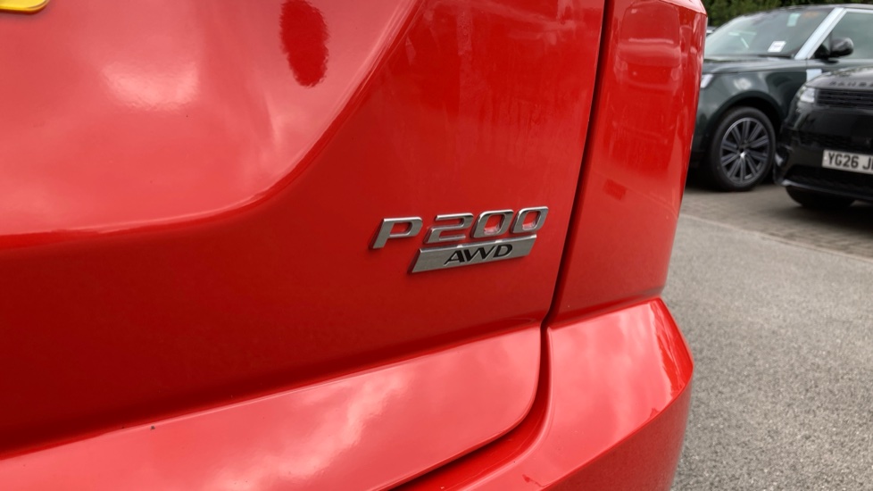 Jaguar E-Pace 2.0 [200] Chequered Flag Edition 5dr Auto Petrol Estate - Image 22