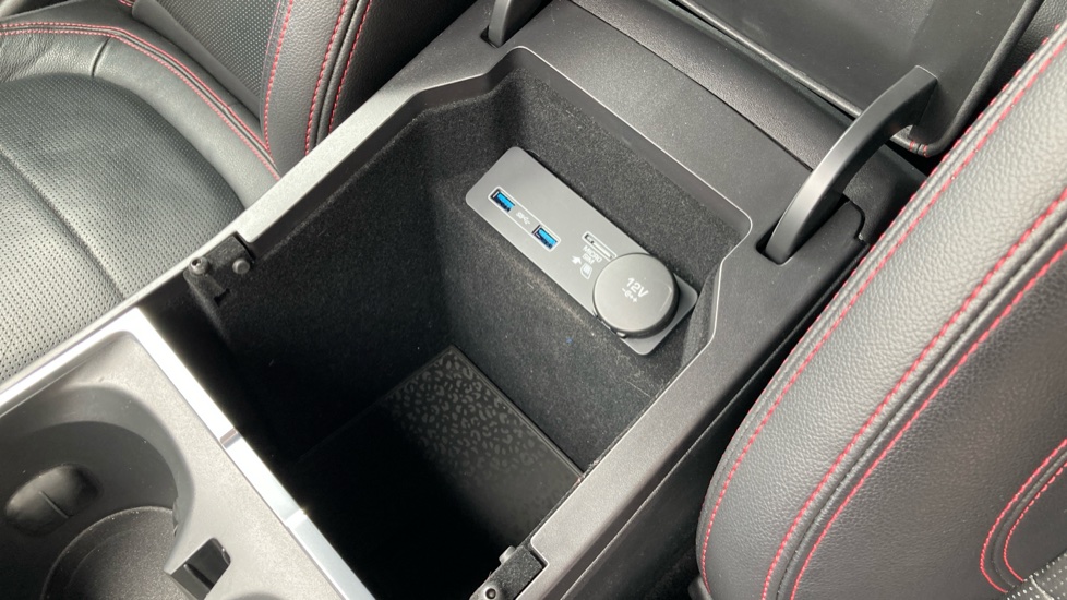 Jaguar E-Pace 2.0 [200] Chequered Flag Edition 5dr Auto Petrol Estate - Image 36