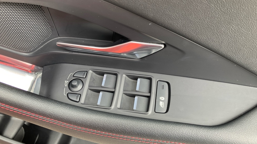 Jaguar E-Pace 2.0 [200] Chequered Flag Edition 5dr Auto Petrol Estate - Image 40