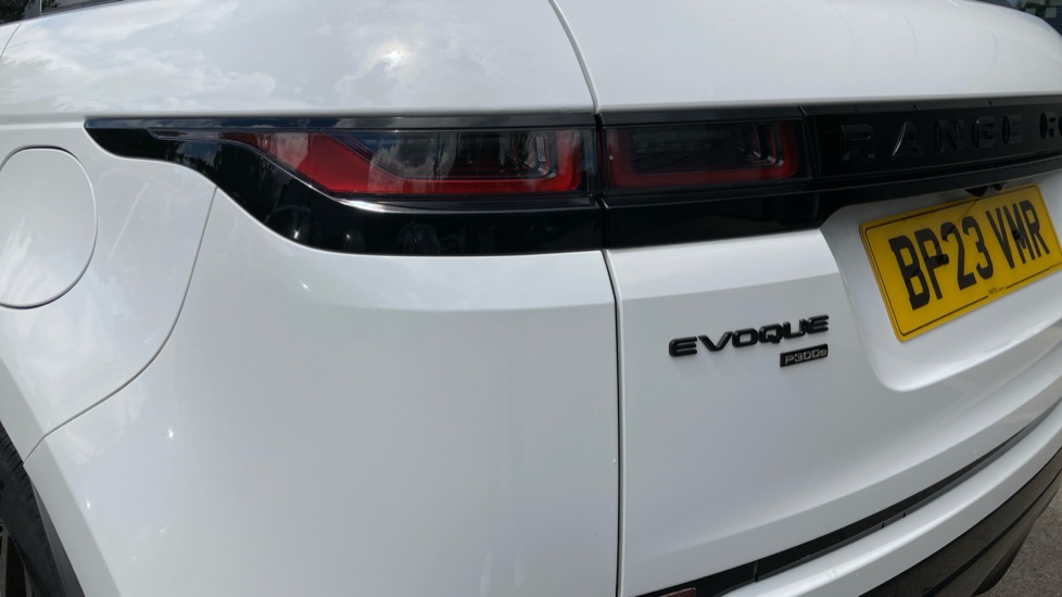 Land Rover Range Rover Evoque 1.5 P300e Evoque Edition 5dr Auto Hatchback - Image 19
