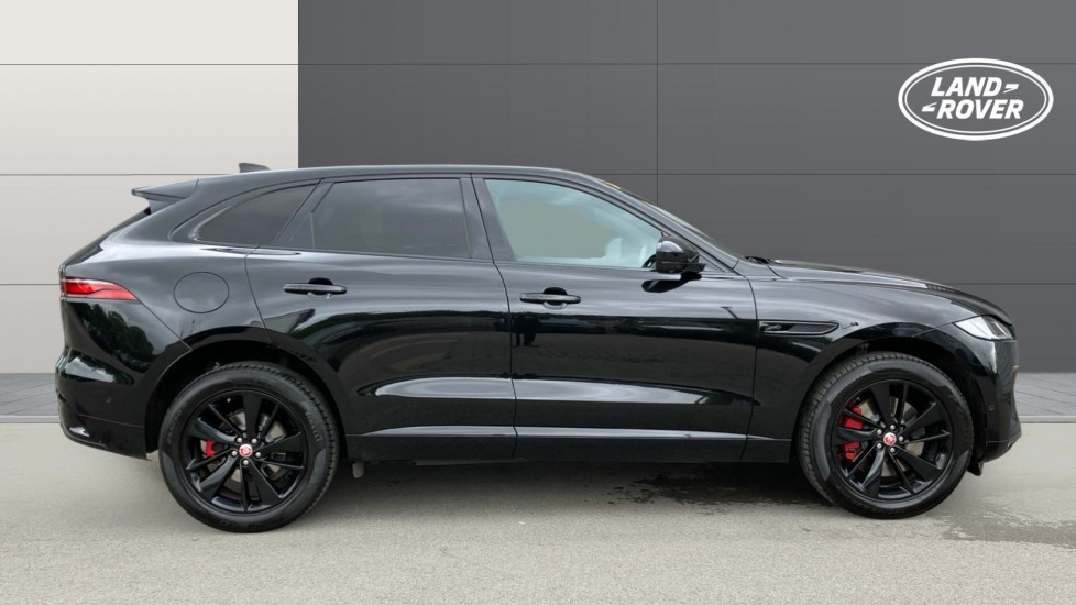 Jaguar F-Pace 3.0 D300 R-Dynamic SE 5dr Auto AWD Diesel Estate - Image 5