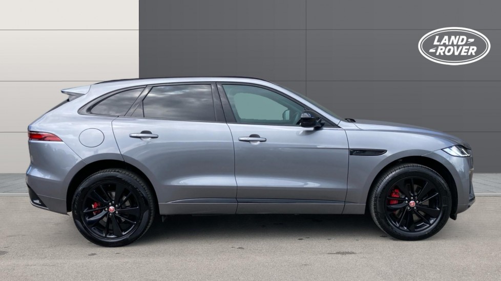 Jaguar F-Pace 2.0 P400e R-Dynamic Black 5dr Auto AWD Estate - Image 5