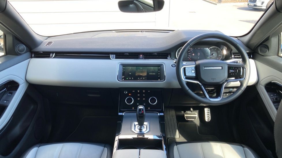 Land Rover Range Rover Evoque 1.5 P300e R-Dynamic S 5dr Auto Hatchback - Image 9