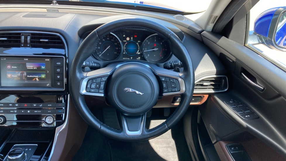 Jaguar XE 2.0d [180] Portfolio 4dr Auto Diesel Saloon - Image 15
