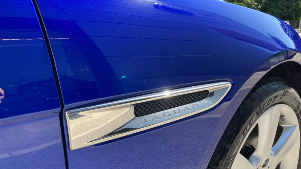 Jaguar XE 2.0d [180] Portfolio 4dr Auto Diesel Saloon - Image 20