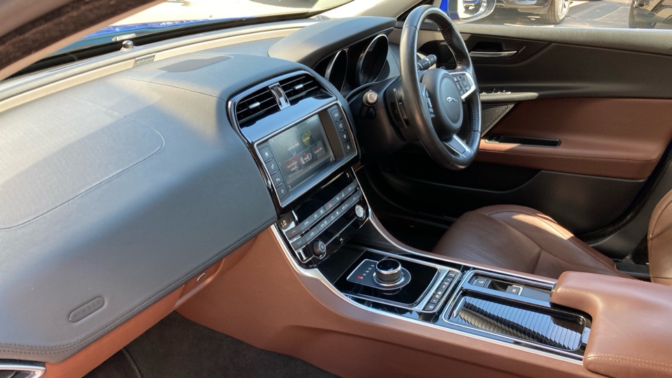 Jaguar XE 2.0d [180] Portfolio 4dr Auto Diesel Saloon - Image 46