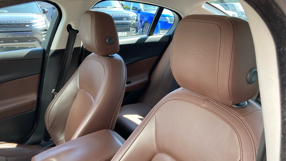 Jaguar XE 2.0d [180] Portfolio 4dr Auto Diesel Saloon - Image 47