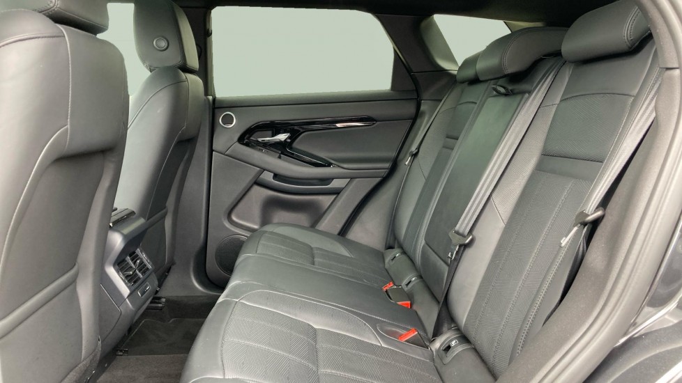 Land Rover Range Rover Evoque 2.0 D200 Dynamic HSE 5dr Auto Diesel Hatchback - Image 4